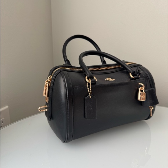 Coach Black Boston Bag Satchel with Gold Accents Turnlock / kisslock + key charm - Picture 2 of 14